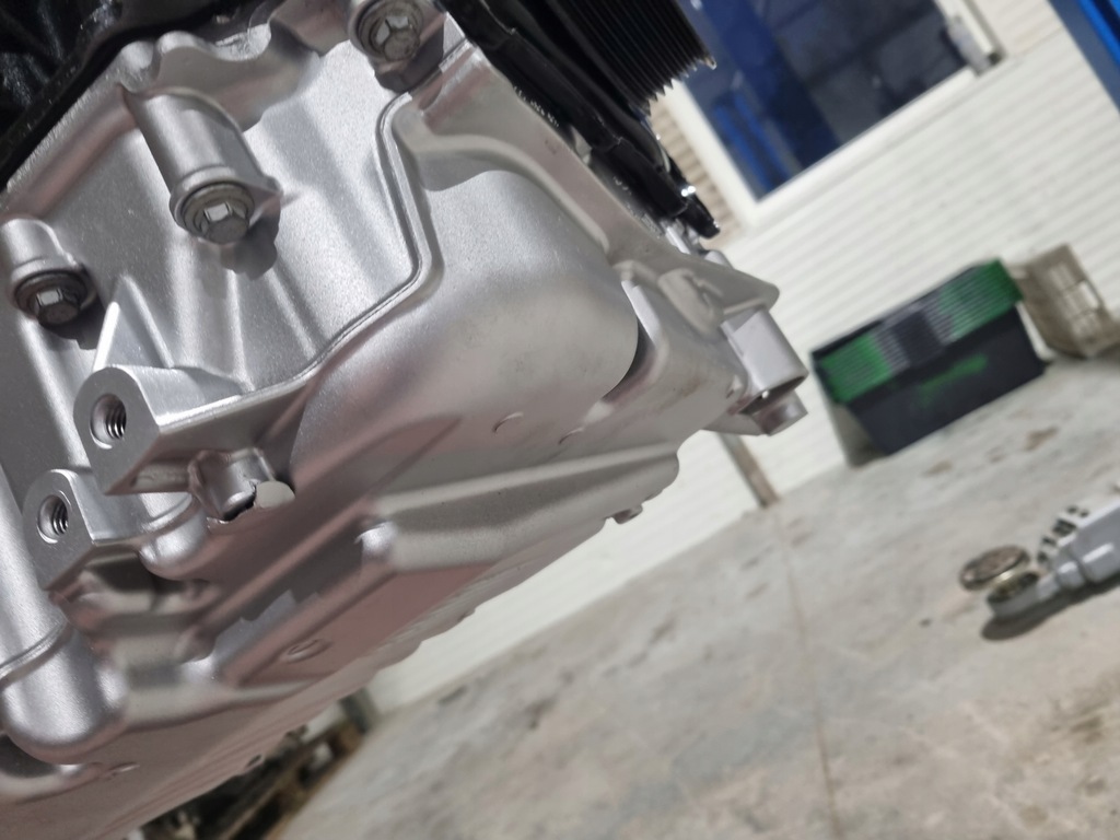 Moteur M9R — vue 9