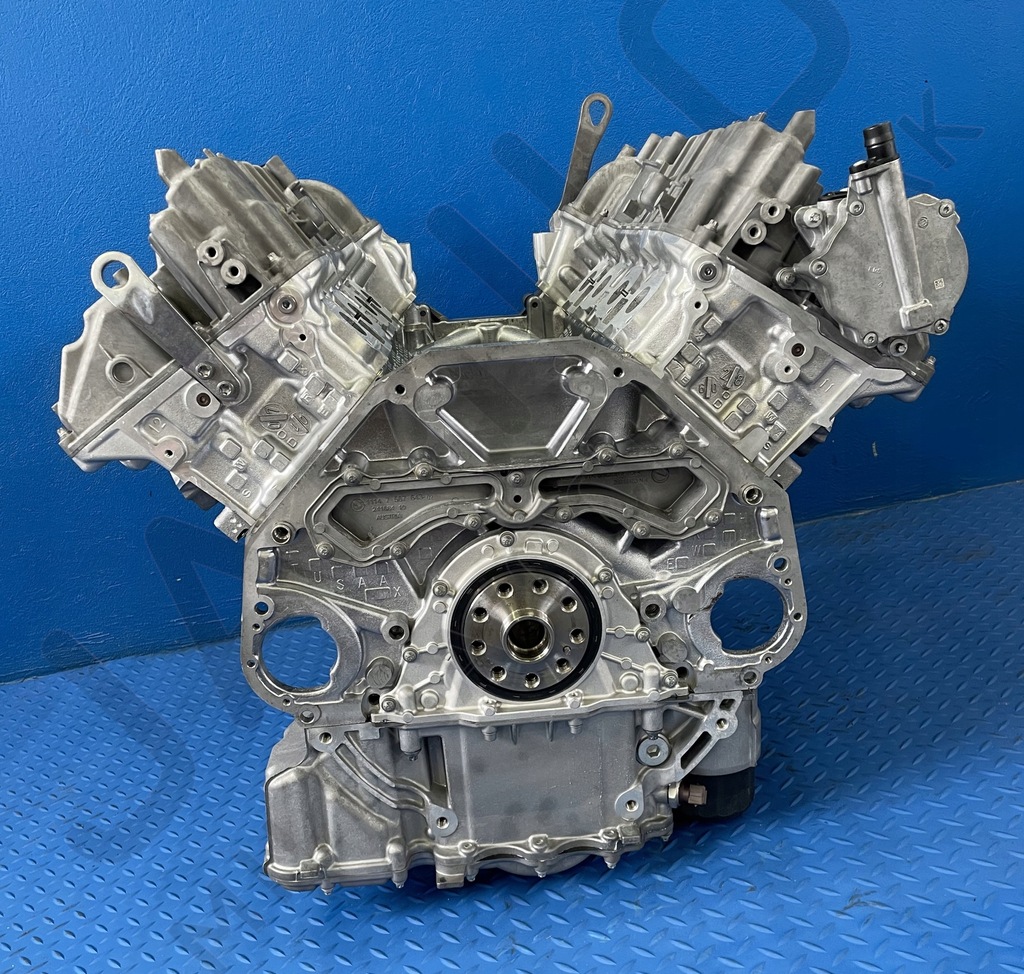 Moteur S63 B44 B — vue 4