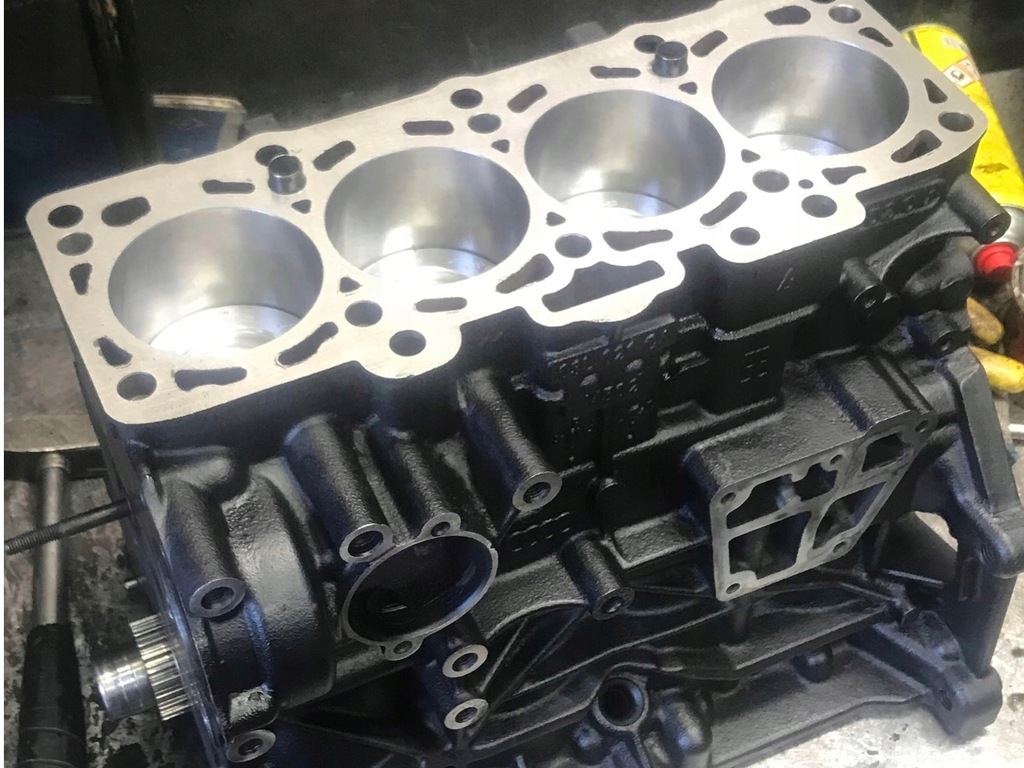 Moteur CAYB — vue 10