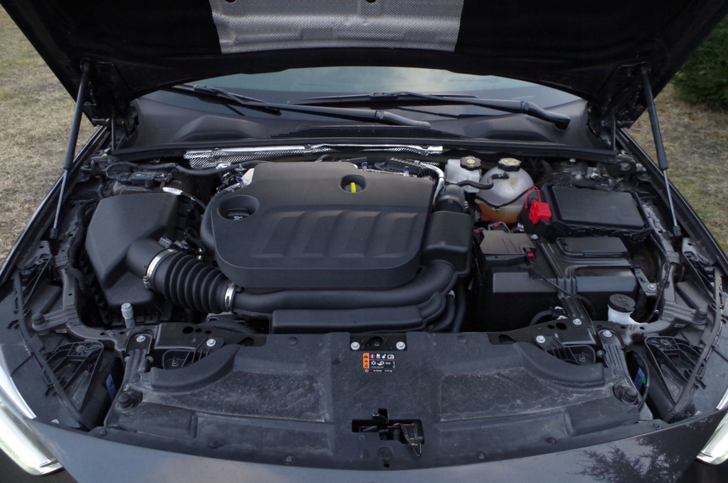 Moteur F20DVH — vue 2